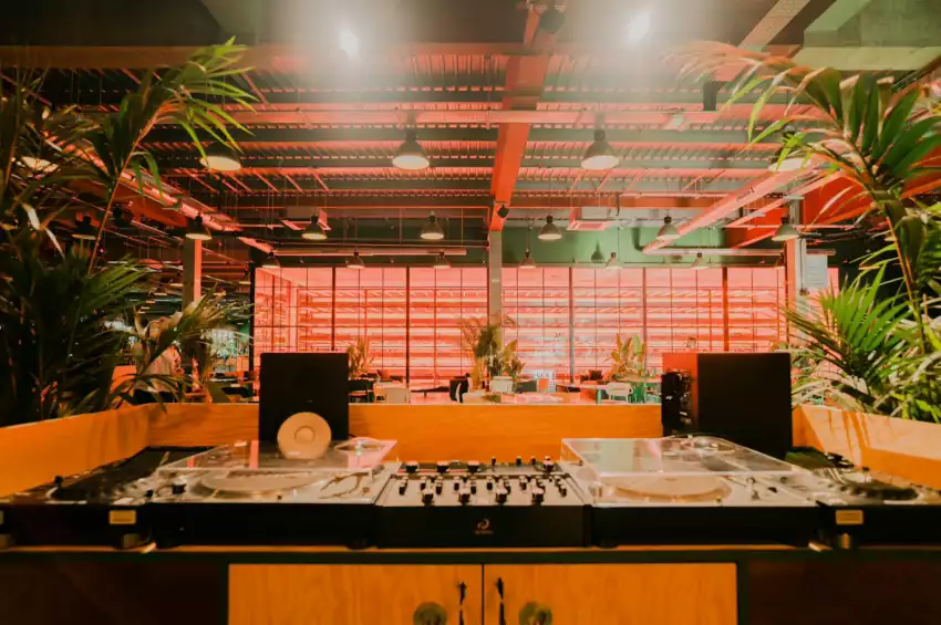 Studio 77 at Corner Corner