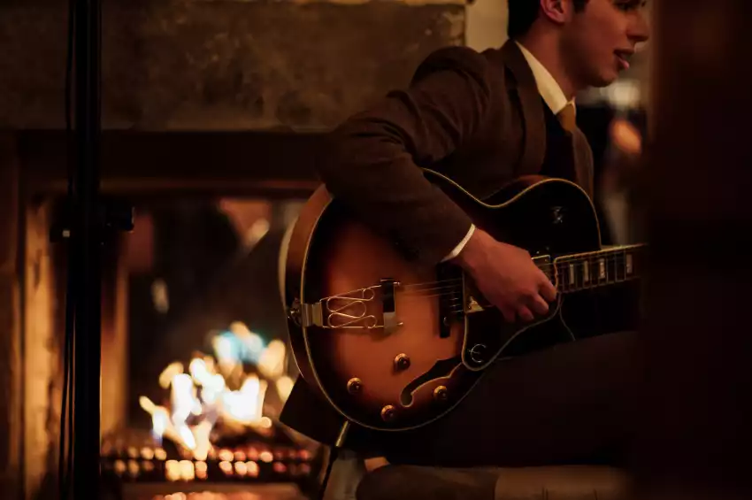 Bourne & Hollingsworth Buildings