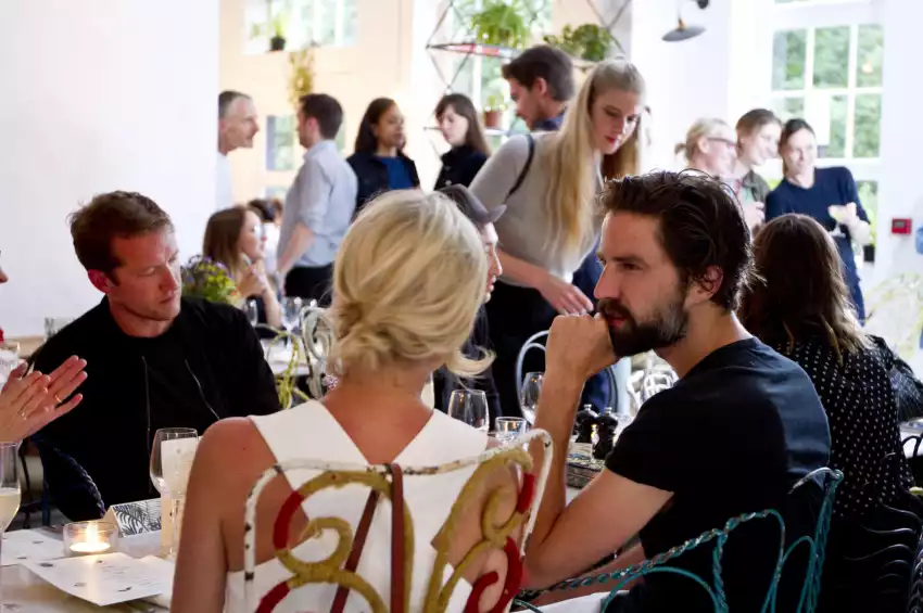 Bourne & Hollingsworth Buildings