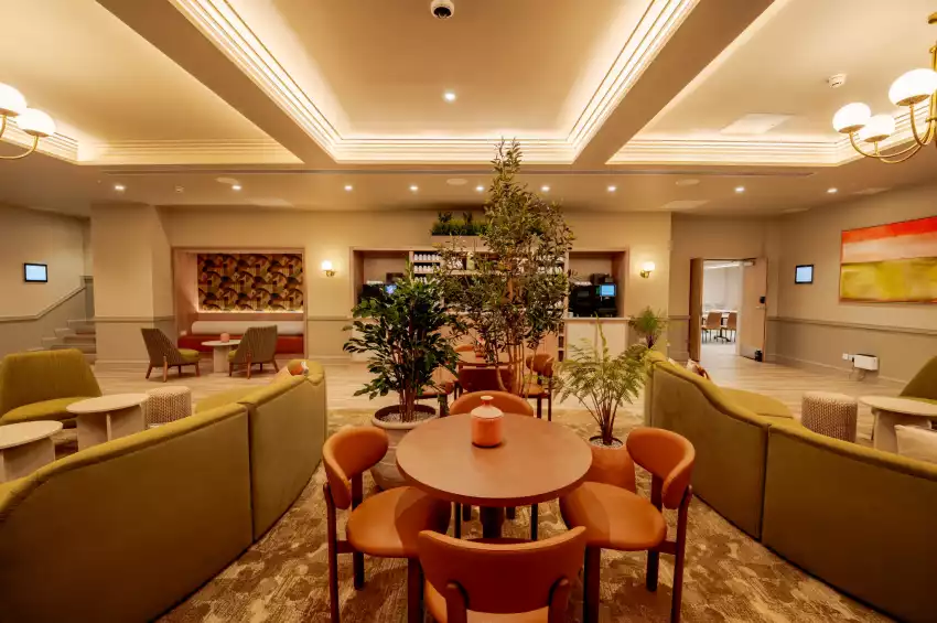 Strand Palace Hotel