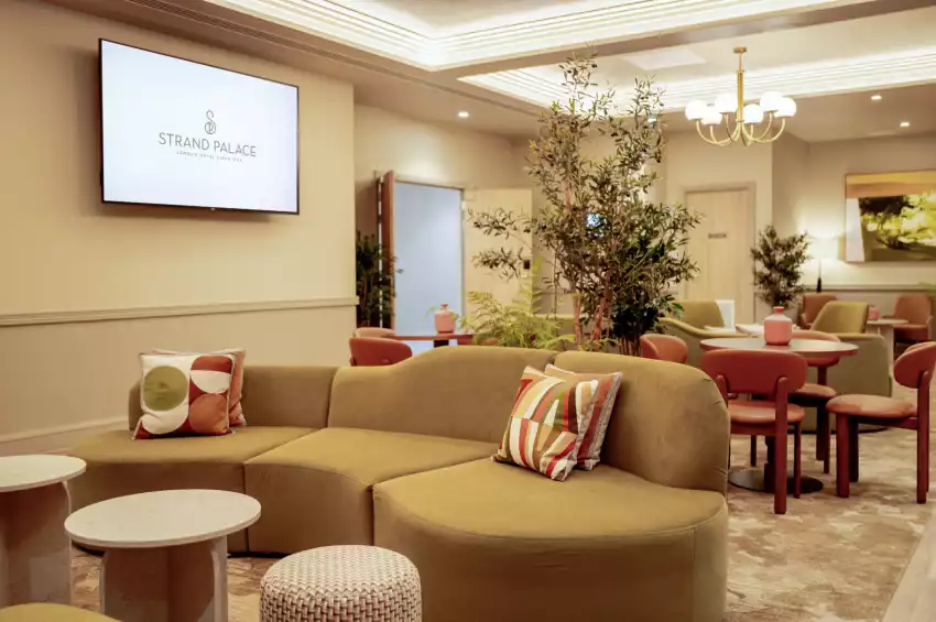 Strand Palace Hotel