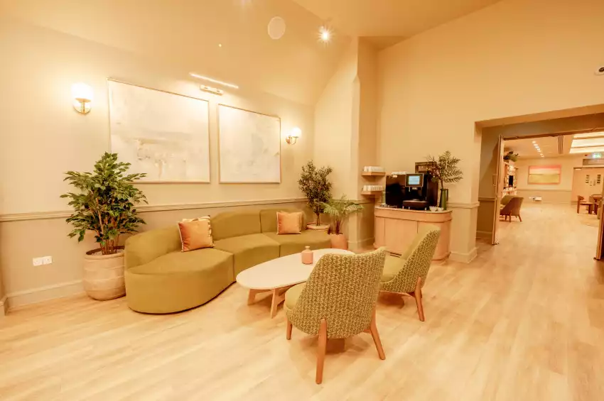 Strand Palace Hotel