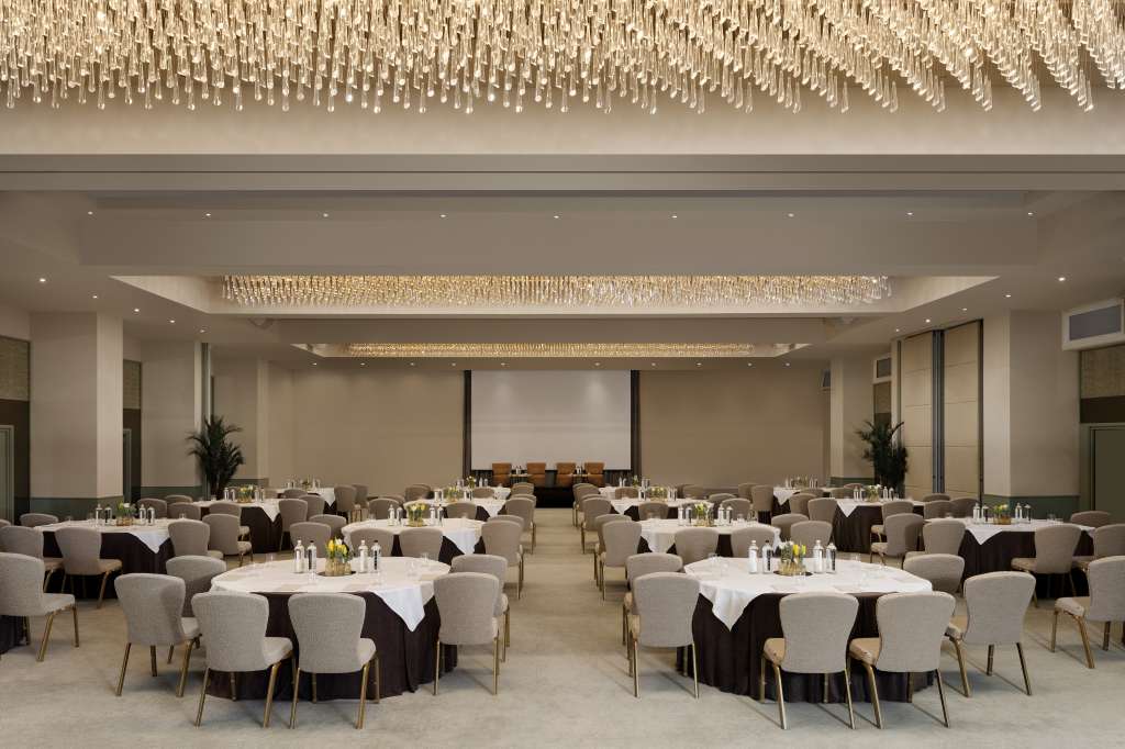 Montcalm Mayfair, Autograph Collection