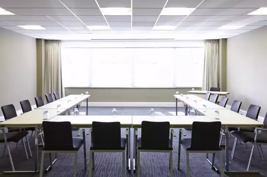 Novotel London West