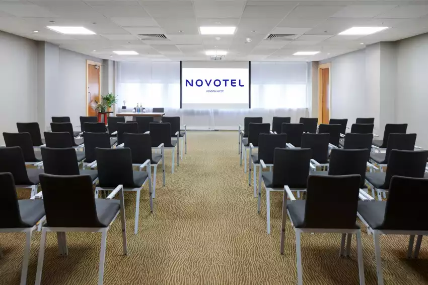 Novotel London West