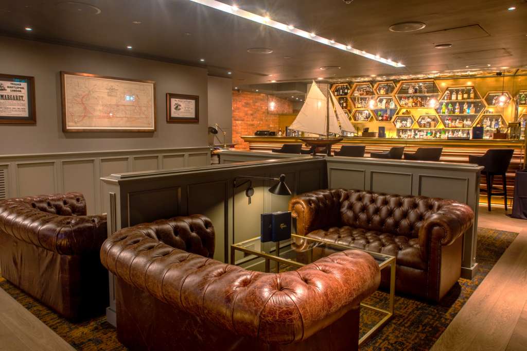 Lincoln Plaza London, Curio Collection by Hilton