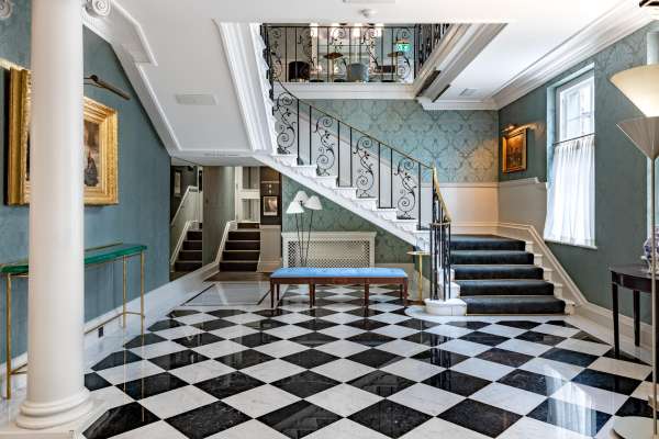 No.30 Knightsbridge