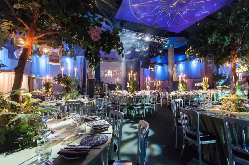 Christmas Party Venue in London : Swan, Shakespeare's Globe