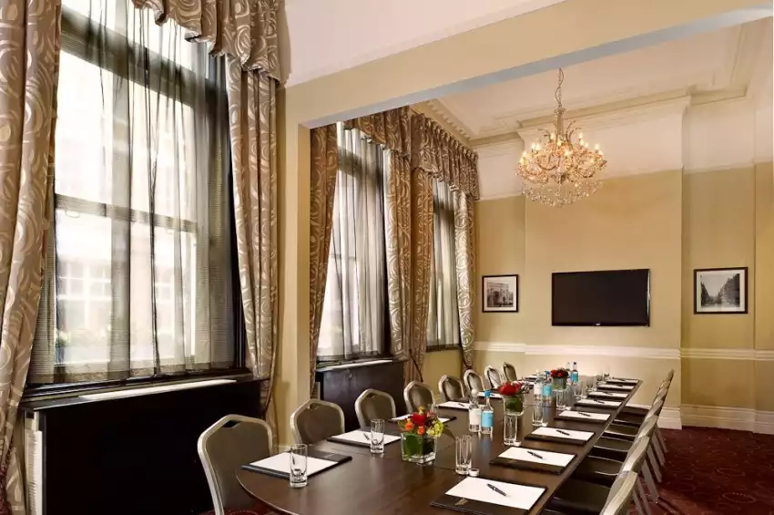 Worsely - Boardroom Style 