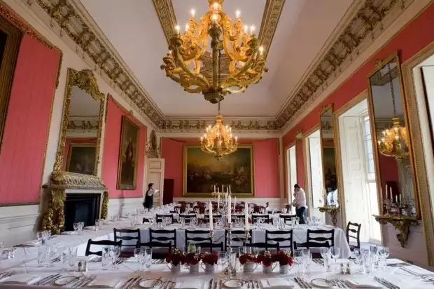 Party venues in London: The In & Out