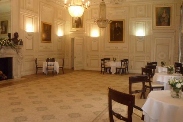 Party venues in London: The In & Out