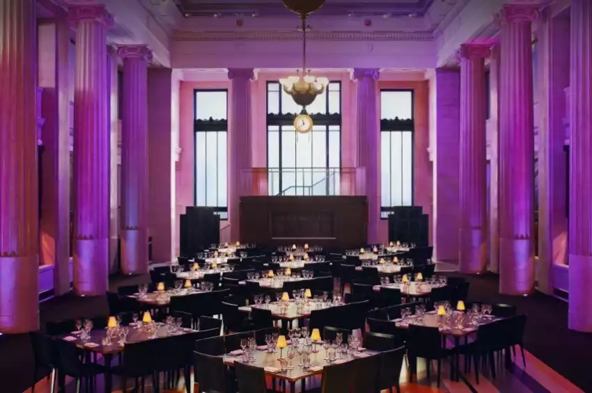 Christmas Party Venue in London : Banking Hall Christmas Party Venue in London : Banking Hall