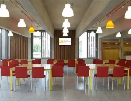 Neighbourhood room