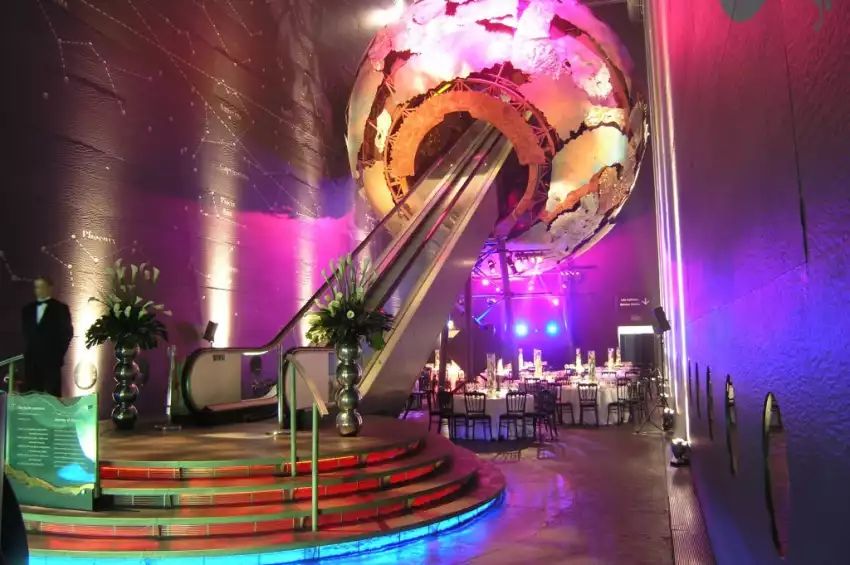 Earth Hall Seated Dinner