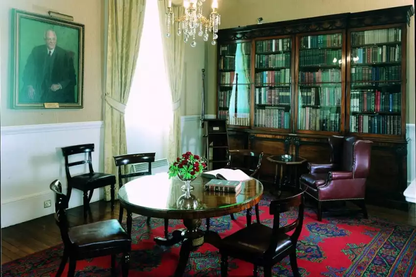 Christmas Party Venue in London : Armourers Hall