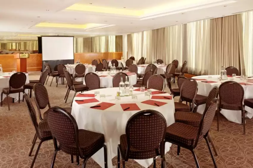 Conference venues in London: Royal Garden Hotel
